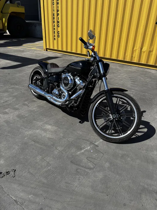2018 Harley-Davidson Breakout FXBR